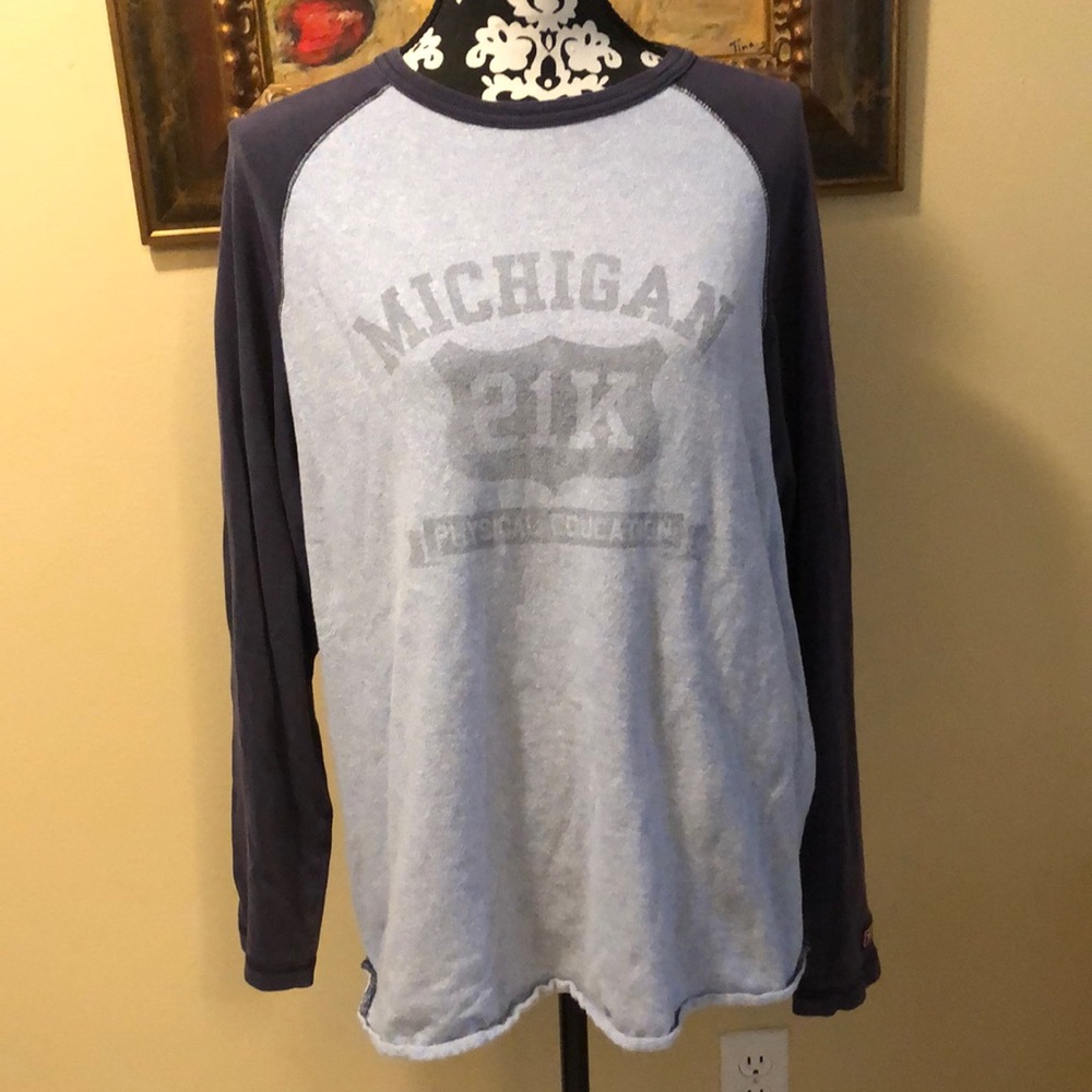 Tailgate Michigan Phys Ed classic collegiate color block long-sleeved Sweatshirt